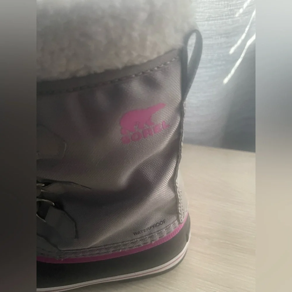 Sorel Gray and Black Boots with Pink Accents Like new  Size 1